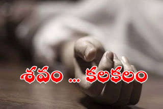 unknown women dead body found in madakashira