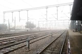 Many trains are lates due to extreme fogg in haryana