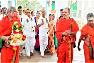 The worship of Kopulas in the temple of Veerabhadraswamy