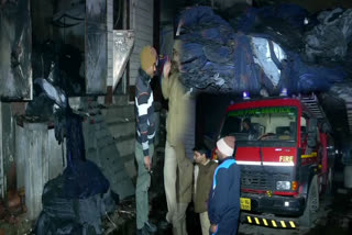 fire breaks out at cloth godown in Delhi Kirari Nine dead