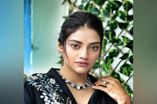 Nusrat Jahan wins hearts, hands over blankets to underprivileged