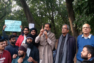 Yogendra Yadav targets PM, says CAA is against secularism