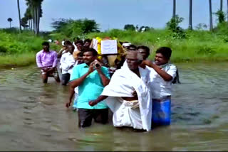 no road to cemetery in Thootukudi