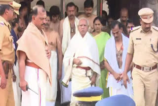 yediyurappa  ബി. എസ് യെദ്യൂരപ്പ ശ്രീ പത്മനാഭ സ്വാമി ക്ഷേത്രത്തിൽ സന്ദർശനം നടത്തി  Karnataka Chief Minister b. S Yeddyurappa visited Sri Padmanabha Swamy Temple  Karnataka Chief Minister  ബി. എസ് യെദ്യൂരപ്പ
