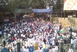 muslim organisations protest central government