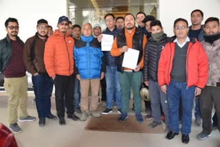 Lahaul Congress give memorandum