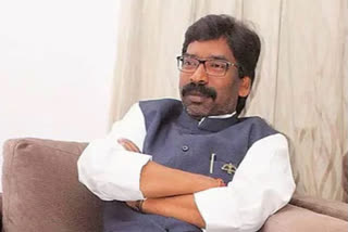 Hemant Soren meets J'khand Guv, stakes claim to form govt