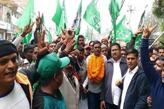 Victory procession of JMM in charta