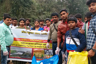 students came for educational tour, but collecting plastic wastes and spreading message