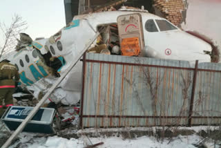 Plane with 100 people on board crashes in Kazakhstan, emergency services at the site