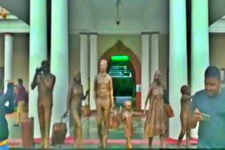 Different types of statue