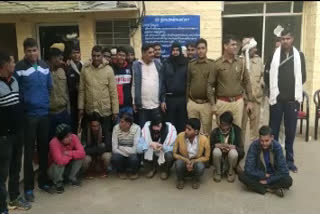 arrested 7 gamblers in dholpur, धौलपुर पुलिस की कार्रवाई