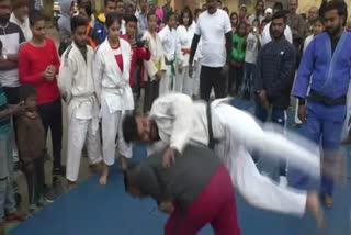 Karate Training by Nukkad for Women and Children in bhatapara