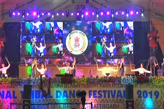 Thailand artists perform Peacock Dance in raipur