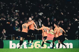 wolves stun manchester city