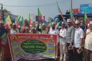 protest-rally-demanding-solutions-in-hubli