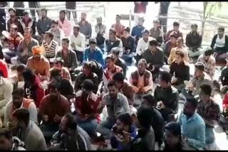 Hindu organization protested against breaking the temple