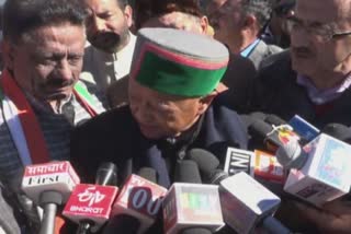 former cm virbhadra singh praised pcc chief kuldeep rathore