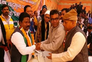 BJP MLA from Mandu JP Patel congratulated Hemant soren