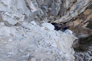 landslide in Bridge four tunnel in kullu