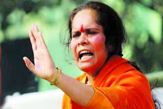 sadhvi-prachi-says-gandhi-scion-priyanka-and-rahul-are-drug-addict