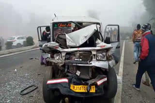 Road accident on Jaipur-Delhi highway, jaipur news, जयपुर न्यूज