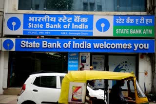 sbi cuts external benchmark