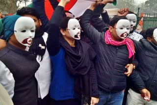 youth-congress-organized-silent-protest-against-suppression-of-voices