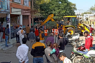 action-to-remove-encroachment-in-manasa