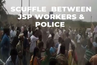 Scuffle breaks out between JSP workers, police amid three capital row