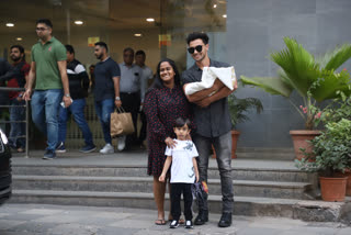 salman khan sister arpita khan discharge from hospital