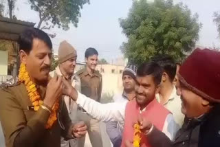 चुरू की खबर, citizens congratulated officer