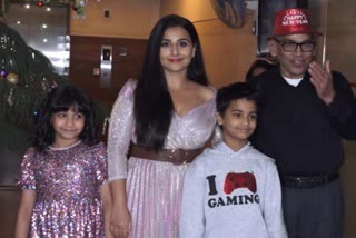 vidya balan celebrates her birthday with her fans