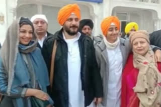 Sonali Bendre visits Golden Temple, offer prayers to Lord