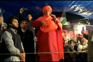 swami agnivesh meet to protester at shaheen bagh