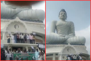 agrarians dharna at amaravathi bhudha statue