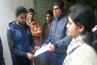 ABVP submitted a memorandum to tehsildar in vidisha