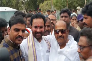 former mp jc diwakar reddy meets central minister kishan reddy