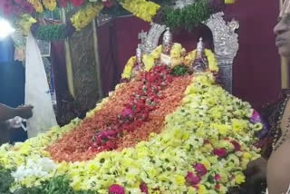 Lakhs floral event in Yadadri