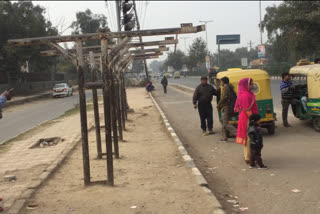 Bus stop condition very bad