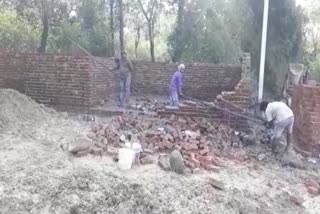 under construction wall collapses