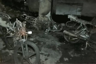 FIRE ACCIDENT in KUKATpally Three Bikes fire