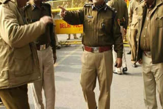 delhi police special cell arrested notorious gang on which several cases were filed