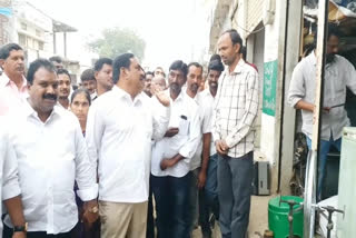 Keeping the streets clean: Minister Errebelli at parvathagiri