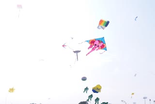 2020 gujarat kite festival rajkot people celebrated by flying big colourful kites