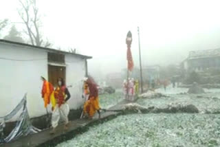 villagers-give-farewell-to-devi-chamunda-in-rudraprayag