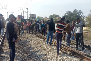 Two freight trains get off the tracks of railway