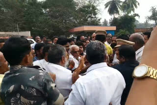 heated argumentation between tdp activists and police