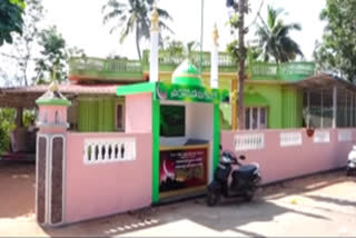 theft at Muslim mosque  Two arrested  ജുമാ മസ്‌ജിദില്‍ മോഷണം  രണ്ട് പേര്‍ പിടിയില്‍  ഇടുക്കി  idukki crime news  crime latest news