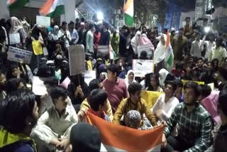 سی سے سے مخالف احتجاج: حیدرآباد میں شاہین باغ جیسا منظر